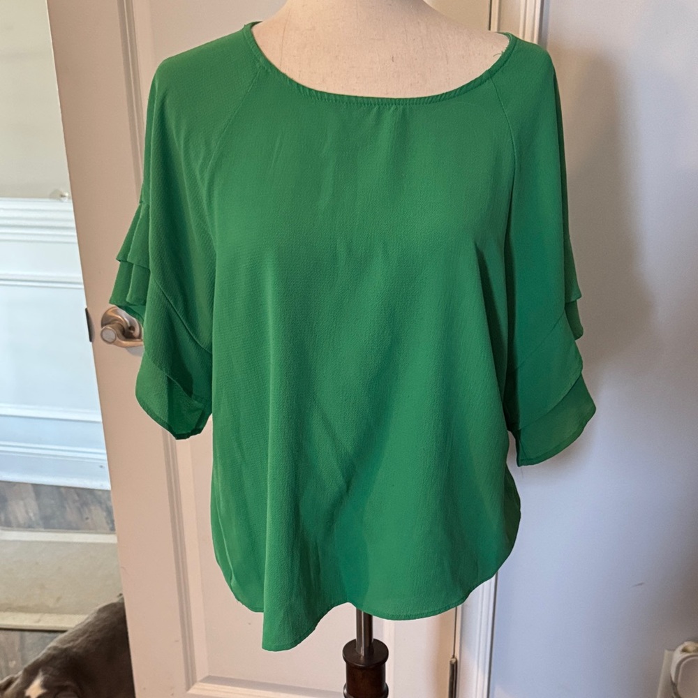 Umgee Green Ruffled Short Sleeve Blouse